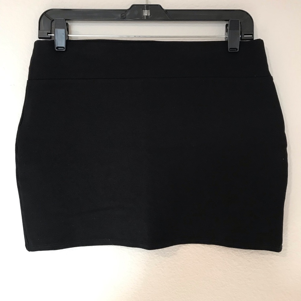 Classic Black Mini Skirt